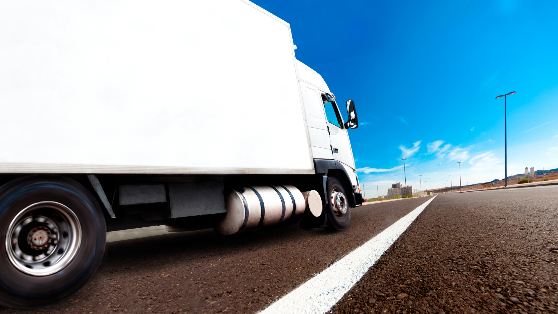B2B Logistics - Transportadora e gestão logística segura.